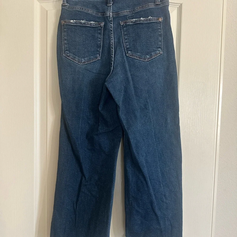 Judy Blue Wide Leg Cropped Jeans - Picture 4 of 11